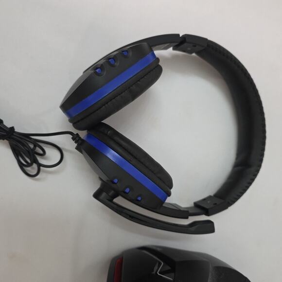 Lot Of 2 Gaming Headsets 1 Wired LVLUP And 1 Wireless Binnune Working - Picture 5 of 11